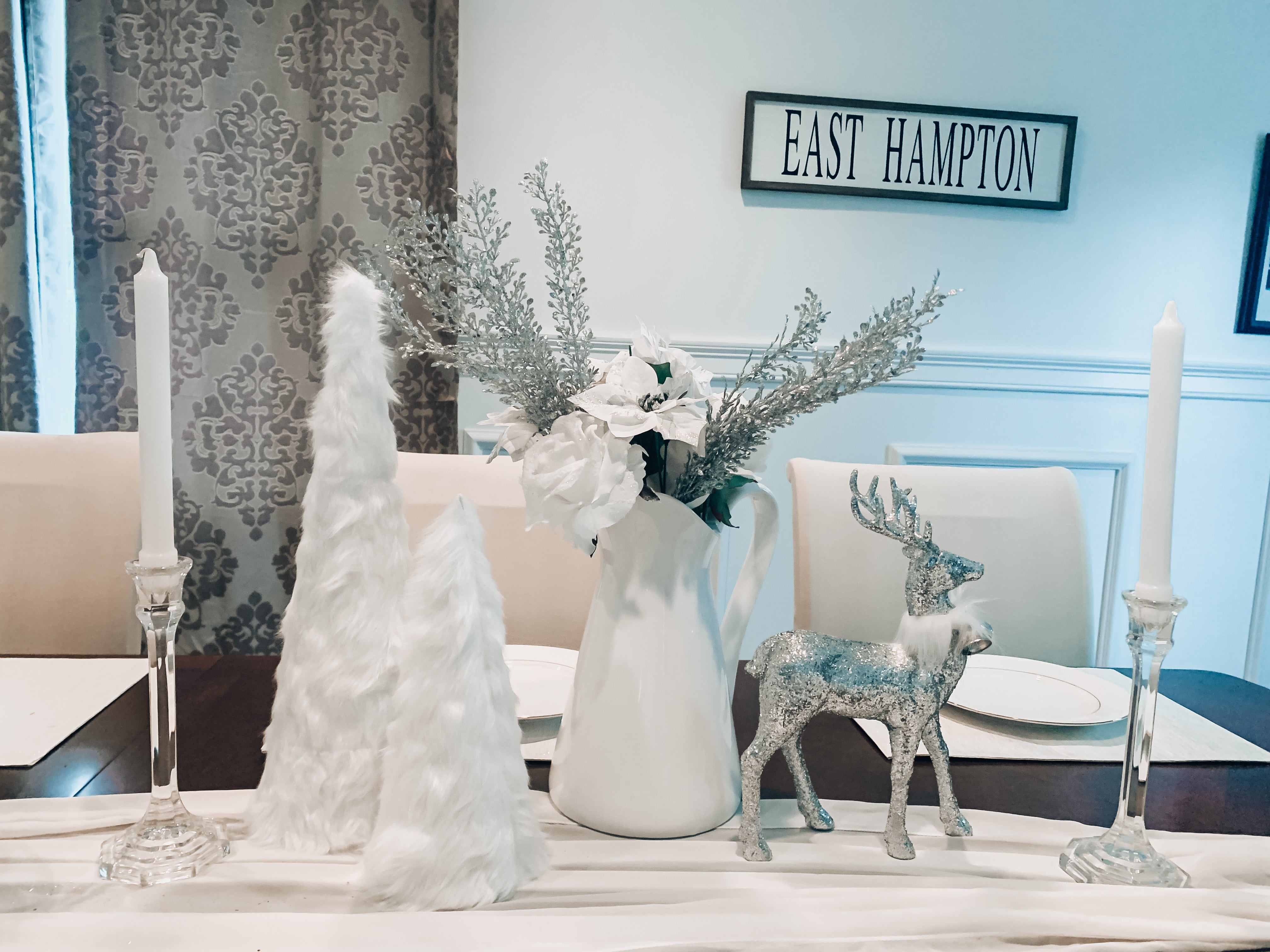 Christmas Dining Room Tablescape